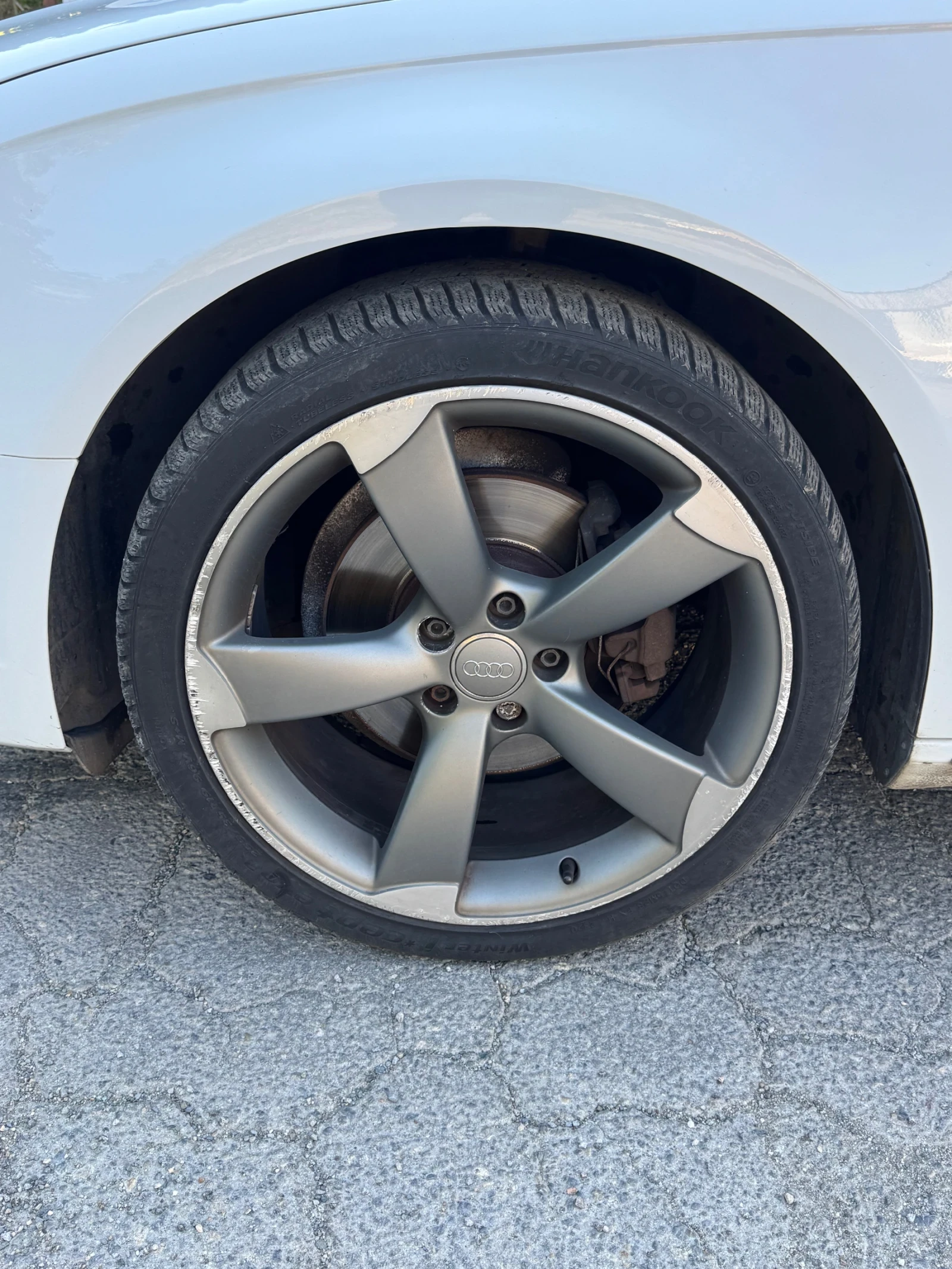 Audi A4 2.0 TDI CGL 177hp автомат 4х4 - изображение 10