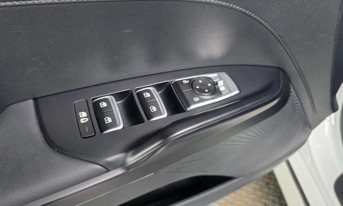 Kia K5 | Mobile.bg   12