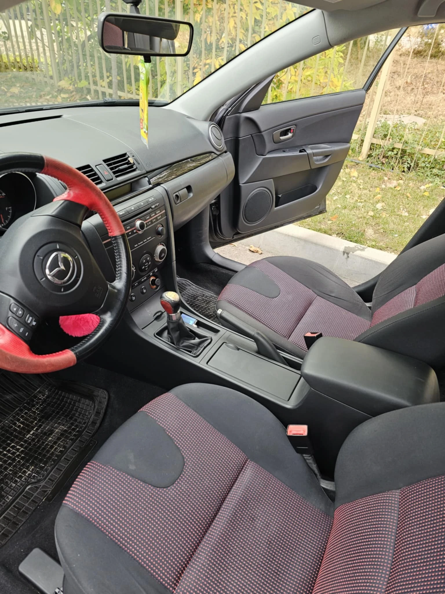 Mazda 3 | Mobile.bg   15