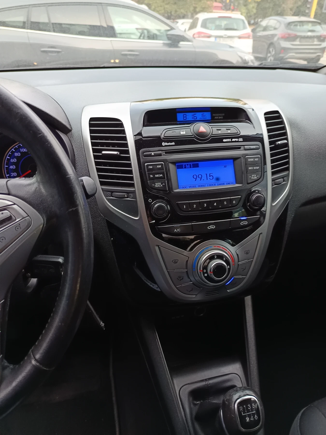Hyundai Ix20  - изображение 5