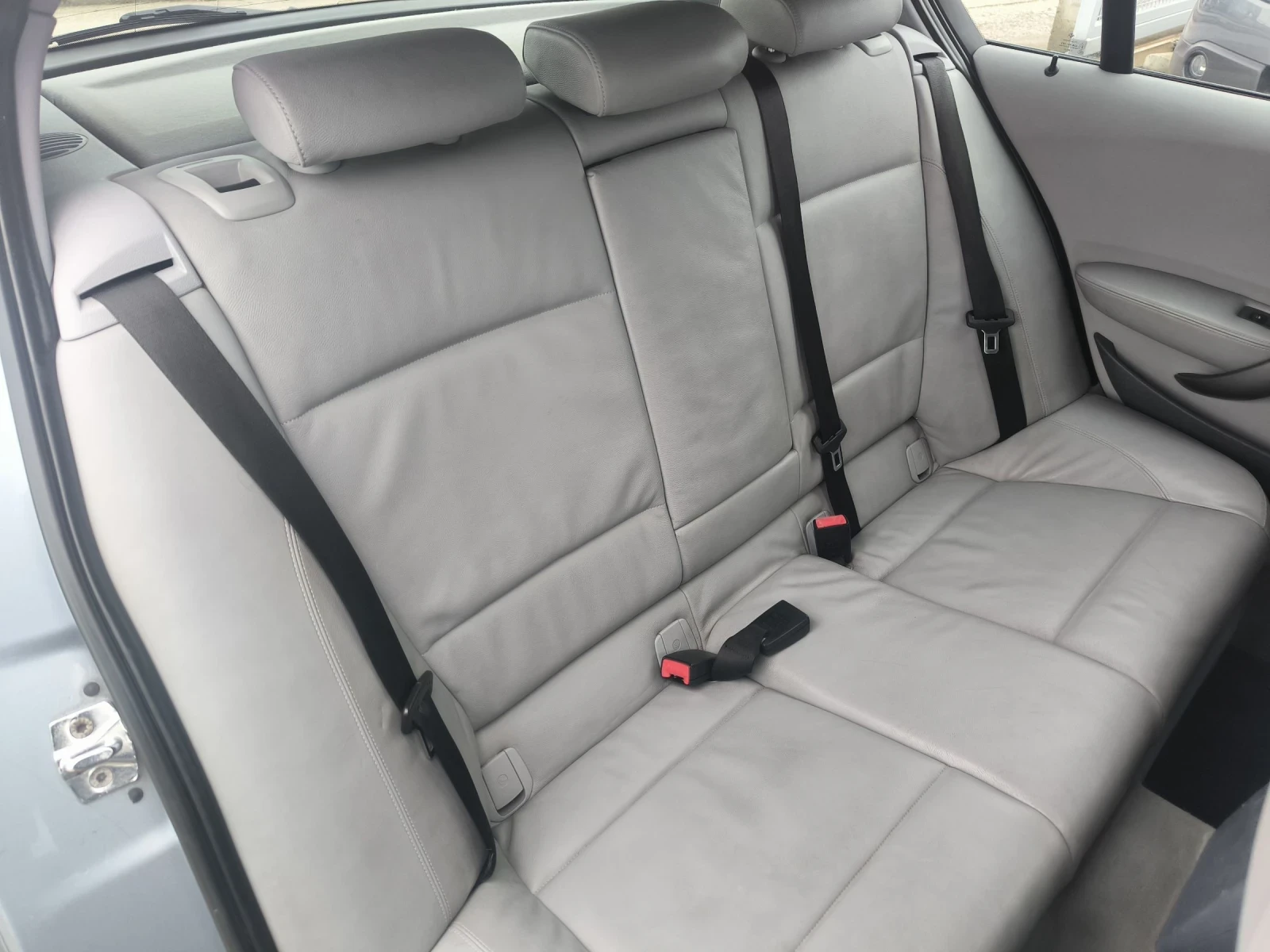 BMW 120 2.0D | Mobile.bg   11