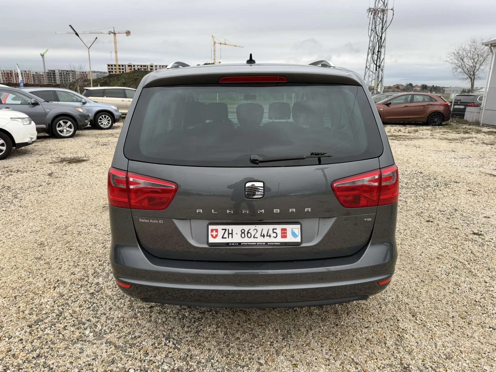 Seat Alhambra 2.0 TDI DSG - изображение 7