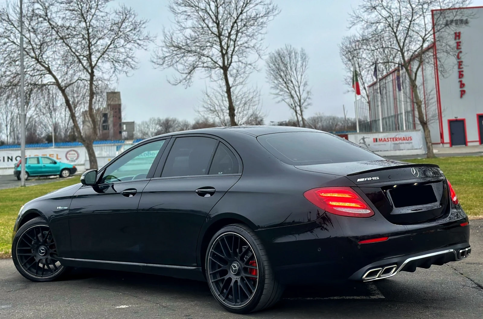 Mercedes-Benz E 220 d E63 ///AMG Optic * * DIGITAL* *  - изображение 5