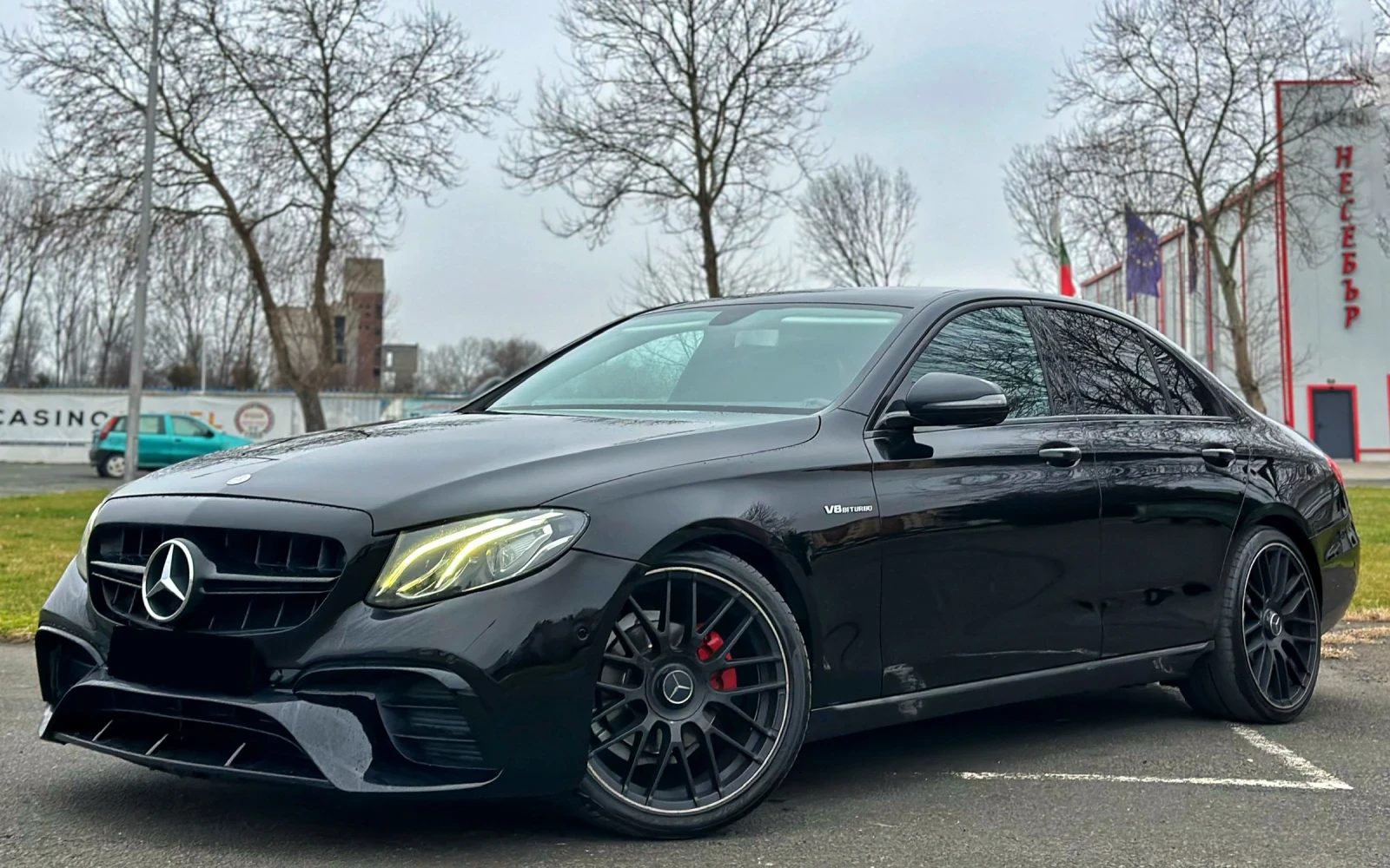 Mercedes-Benz E 220 d E63 ///AMG Optic * * DIGITAL* *  - изображение 3