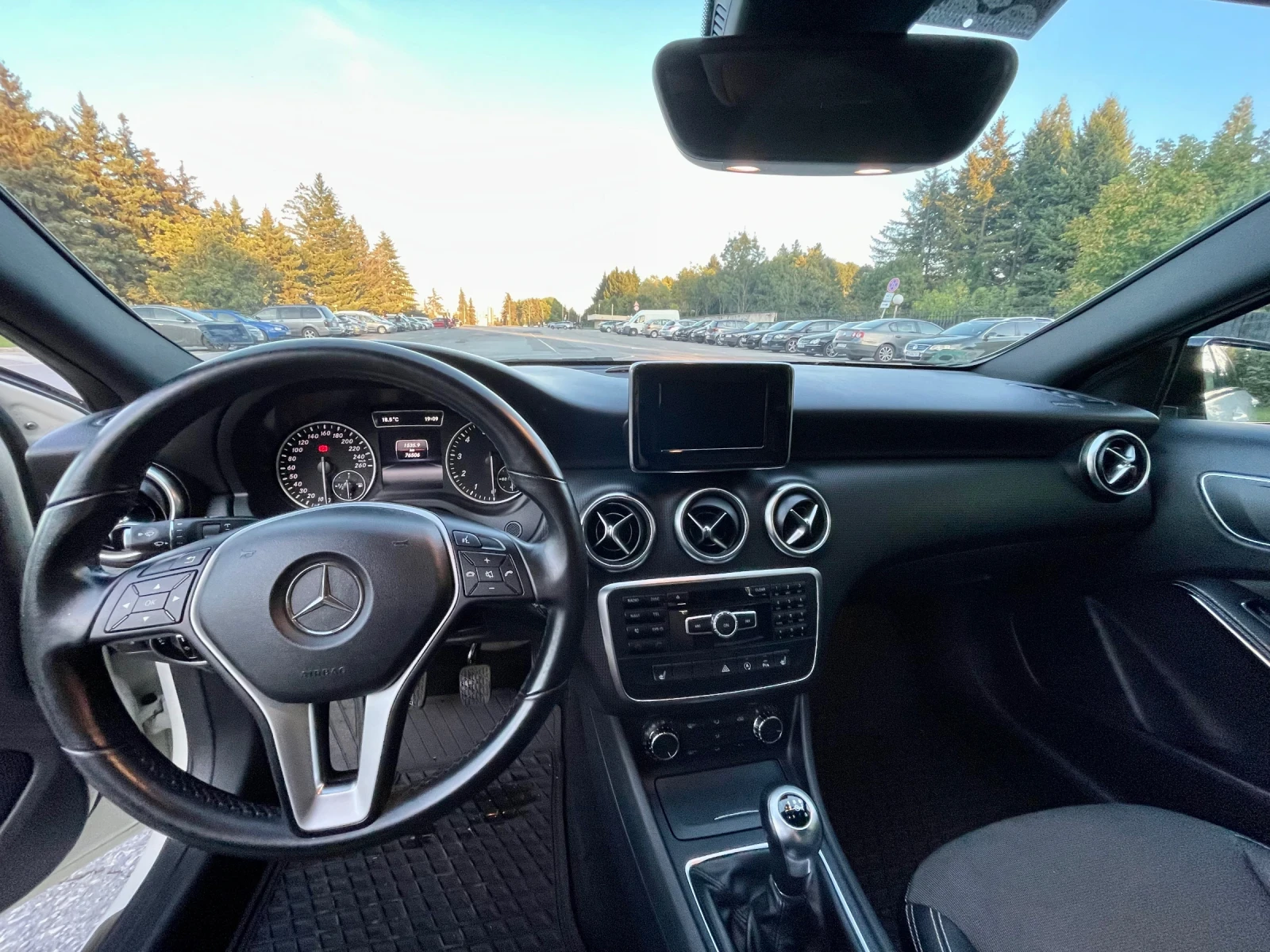 Mercedes-Benz A 180, снимка 5 - Автомобили и джипове - 53836181