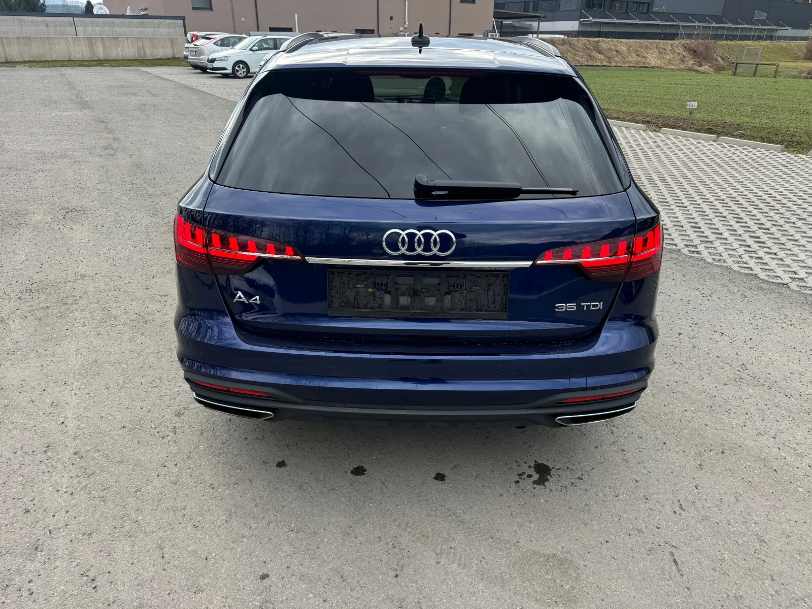 Audi A4 35d очакван внос, снимка 7 - Автомобили и джипове - 54285537