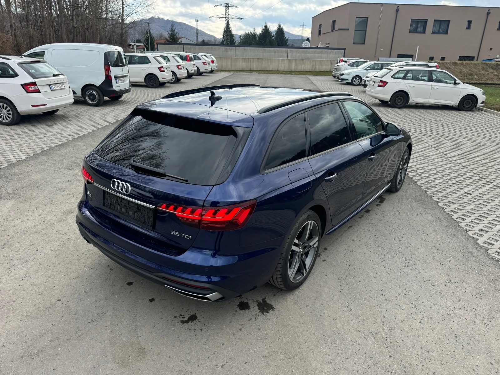 Audi A4 35d очакван внос, снимка 8 - Автомобили и джипове - 54285537