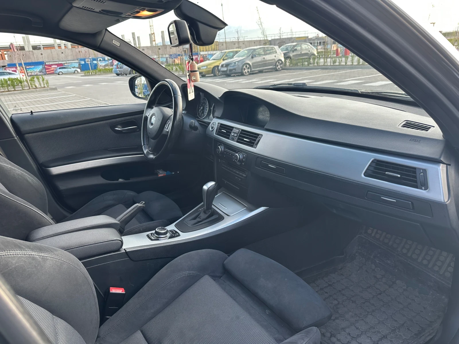 BMW 330, снимка 7 - Автомобили и джипове - 54347612