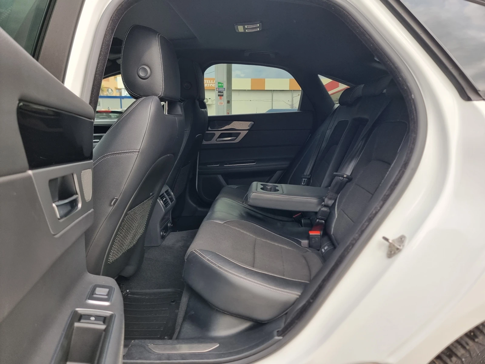 Jaguar Xf R-SPORT* 4X4* FULL, снимка 12 - Автомобили и джипове - 55849267