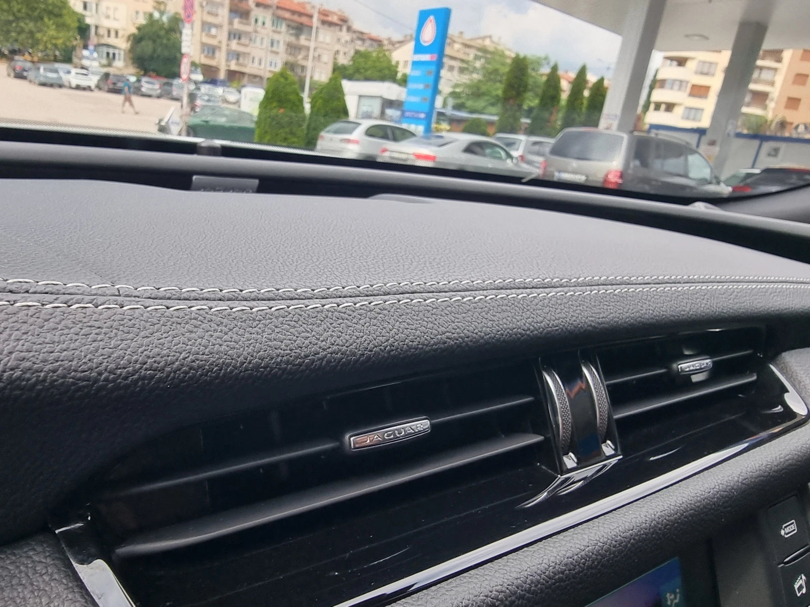 Jaguar Xf R-SPORT* 4X4* FULL, снимка 13 - Автомобили и джипове - 55849267
