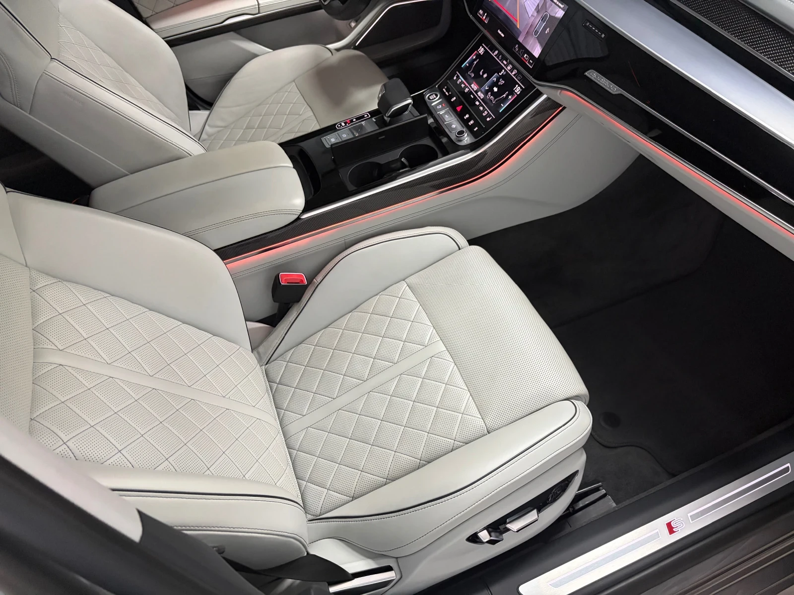 Audi A8 L 50 TDI, снимка 10 - Автомобили и джипове - 56069073