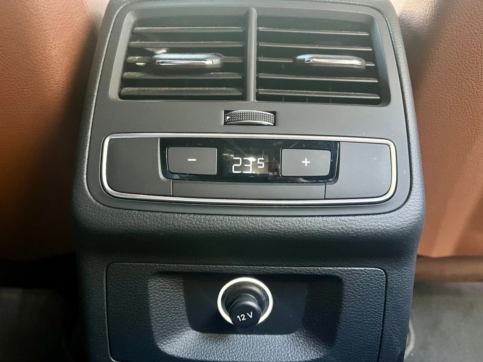 Audi A4 2.0 TFSI, снимка 13 - Автомобили и джипове - 56076079
