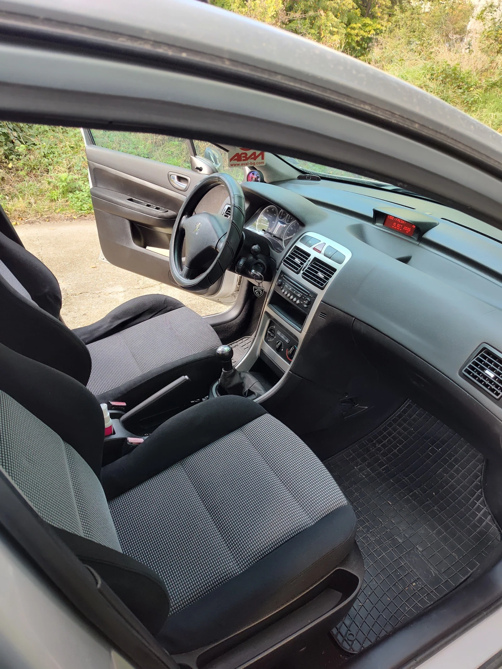 Peugeot 307 HDI, снимка 11 - Автомобили и джипове - 56710762