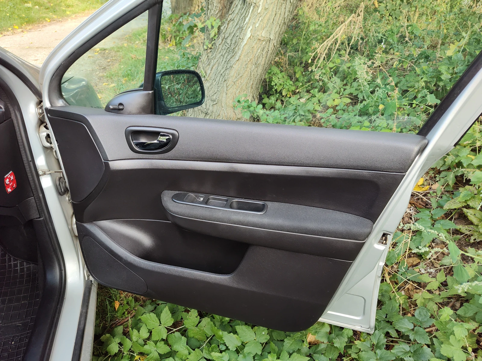 Peugeot 307 HDI, снимка 12 - Автомобили и джипове - 56710762
