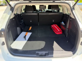Toyota Highlander 2.5 Hybrid AWD-i Luxury, снимка 15