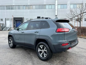 Jeep Cherokee 3.2i 272 к.с., снимка 3