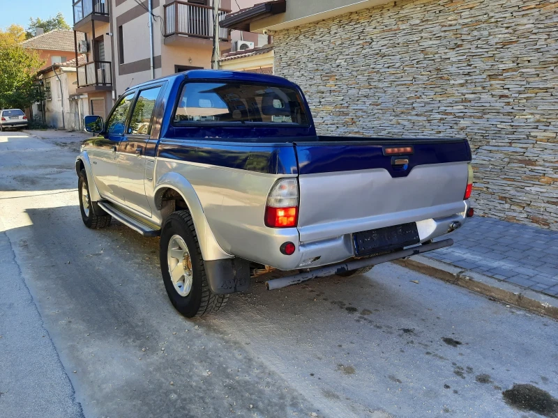 Mitsubishi L200, снимка 5 - Автомобили и джипове - 47650634