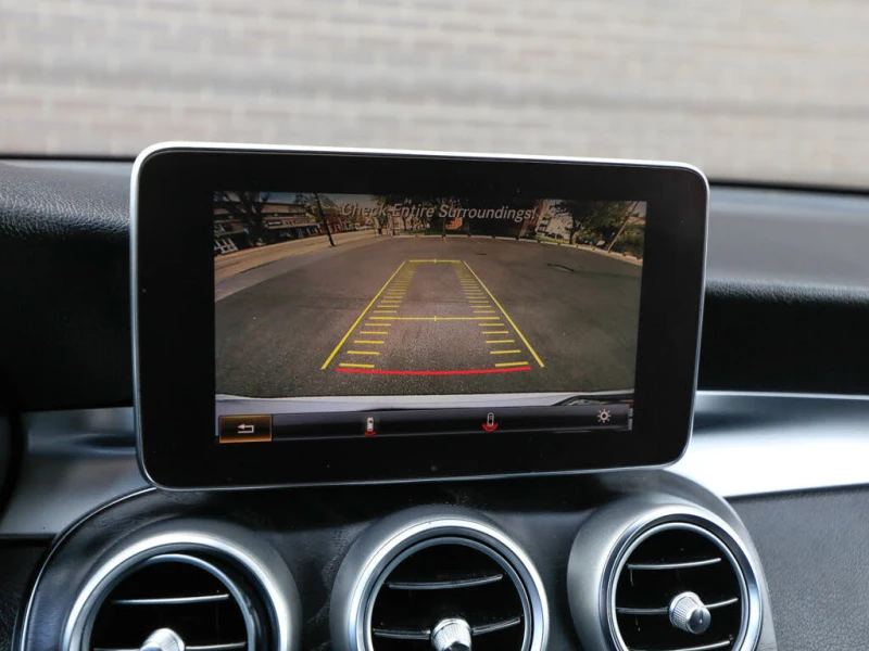 Mercedes-Benz GLC 300 4MATIC CAM* BLINDSPOT* KEYLESS* ПОДГРЕВ* PANO* , снимка 6 - Автомобили и джипове - 52611196