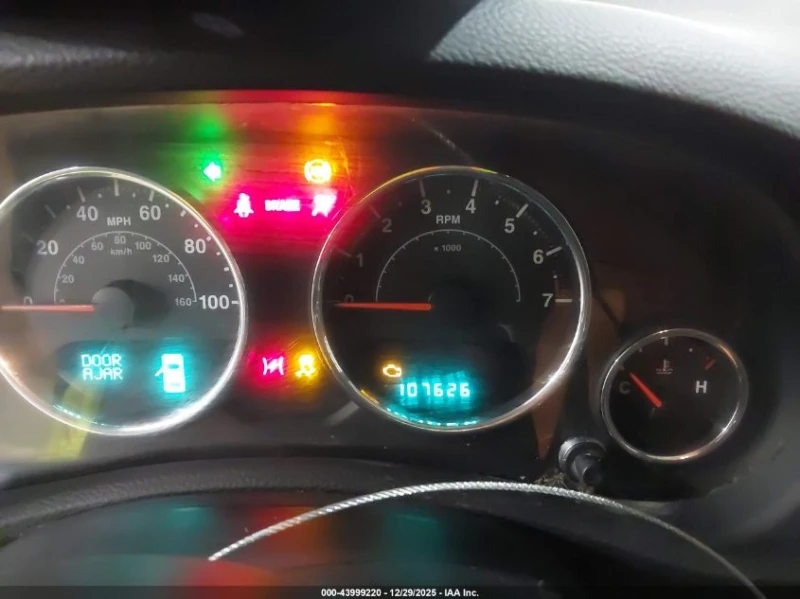 Jeep Avenger 3.6L V-6 DOHC, VVT, 285HP 4X4 Drive, снимка 7 - Автомобили и джипове - 53077045