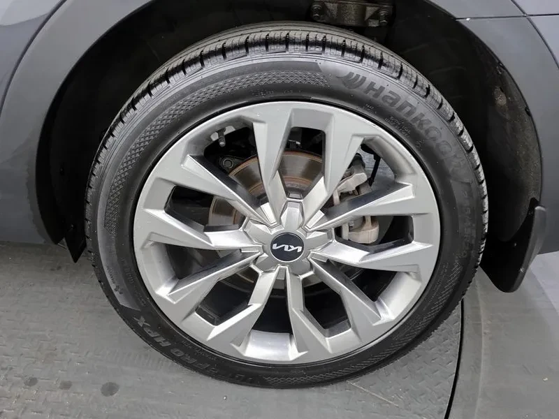 Kia Sorento 2.2 CRDI 4WD - САМО 30% АВАНС, снимка 14 - Автомобили и джипове - 56018154