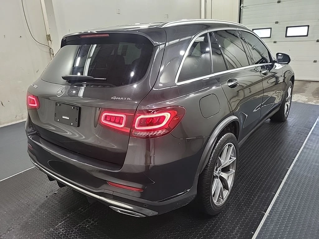 Mercedes-Benz GLC 300 * CARFAX * БЕЗ ПЪРВОНАЧАЛНА ВНОСКА - изображение 3