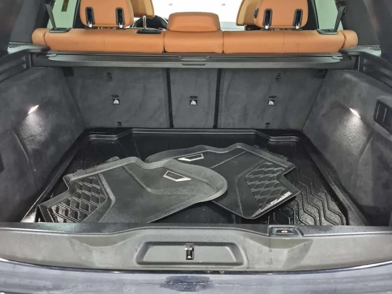 BMW X5 * XDRIVE40I * CARFAX * БЕЗ ПЪРВОНАЧАЛНА ВНОСКА, снимка 14 - Автомобили и джипове - 53927854