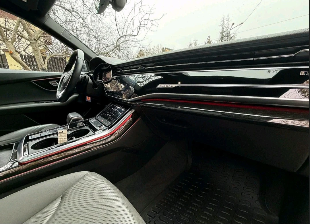 Audi Q8 3.0 mild hybrid 340 к.с като нова, снимка 6 - Автомобили и джипове - 54032864