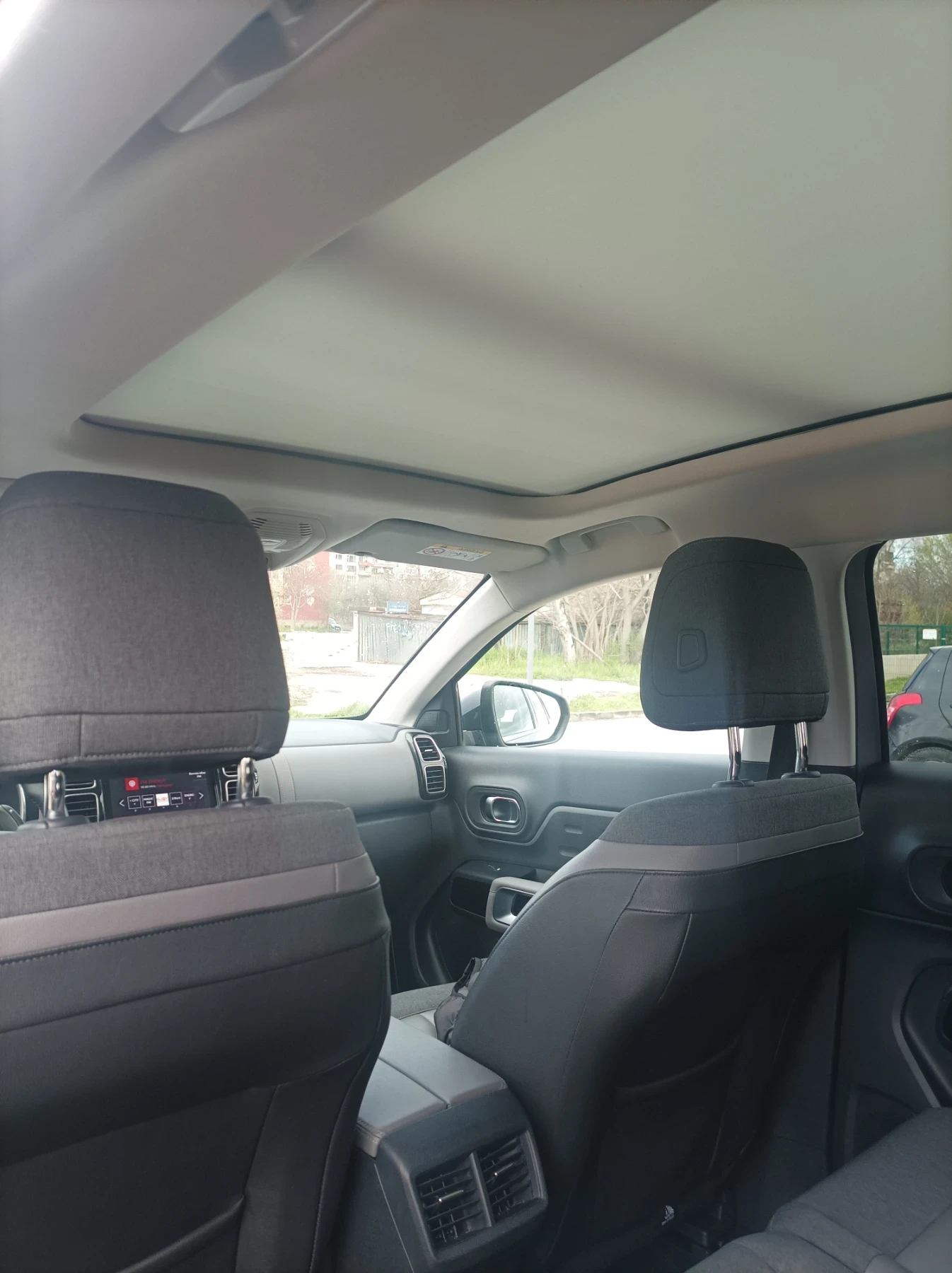 Citroen C5 Aircross 1.6 SHINE 180, снимка 15 - Автомобили и джипове - 54639197