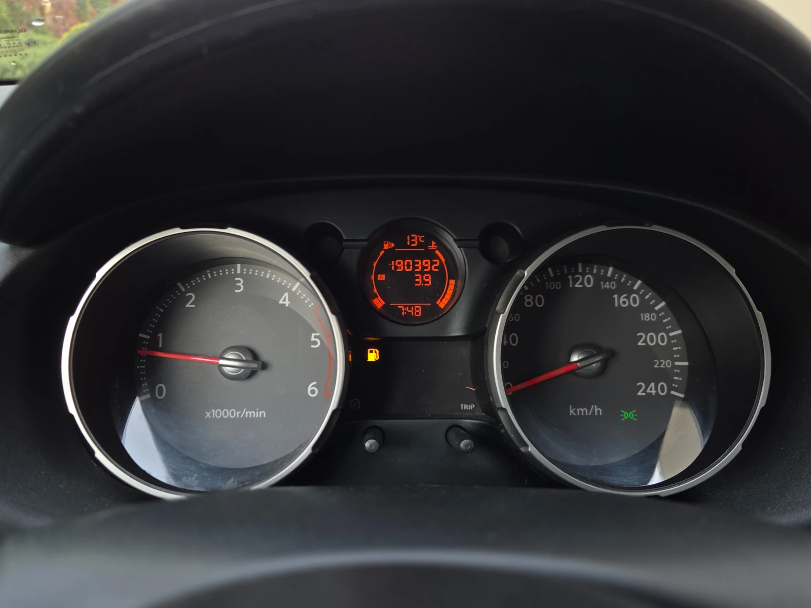 Nissan Qashqai 1.5DCi 110к.с. 6 ск.* Климатроник* , снимка 11 - Автомобили и джипове - 54352188