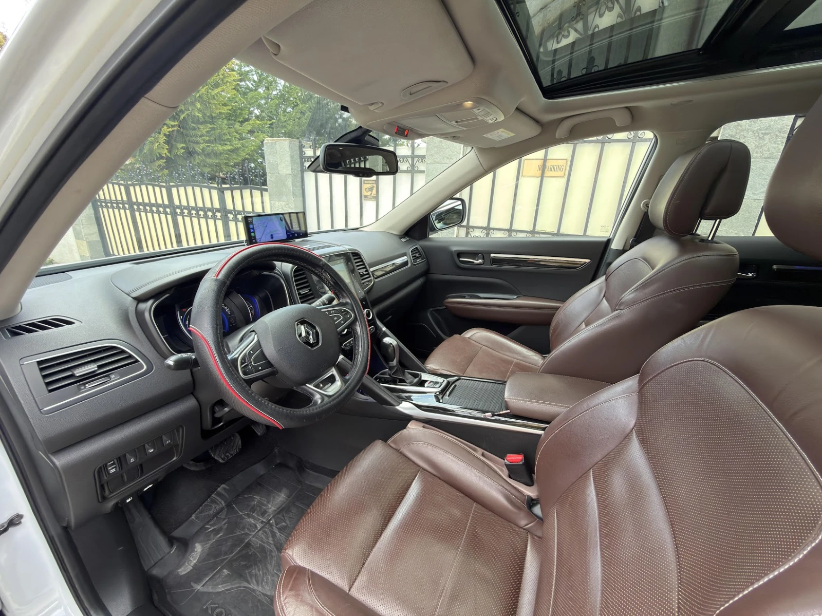 Renault Koleos, снимка 10 - Автомобили и джипове - 54382702