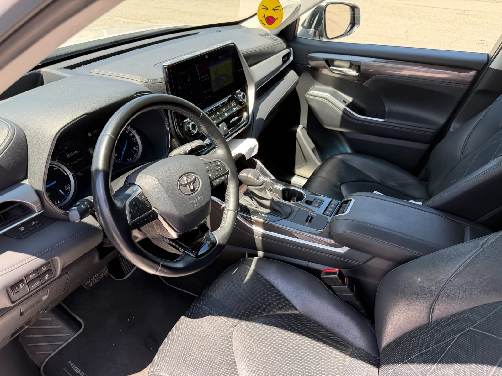 Toyota Highlander 2.5 Hybrid AWD-i Luxury, снимка 16 - Автомобили и джипове - 54423715