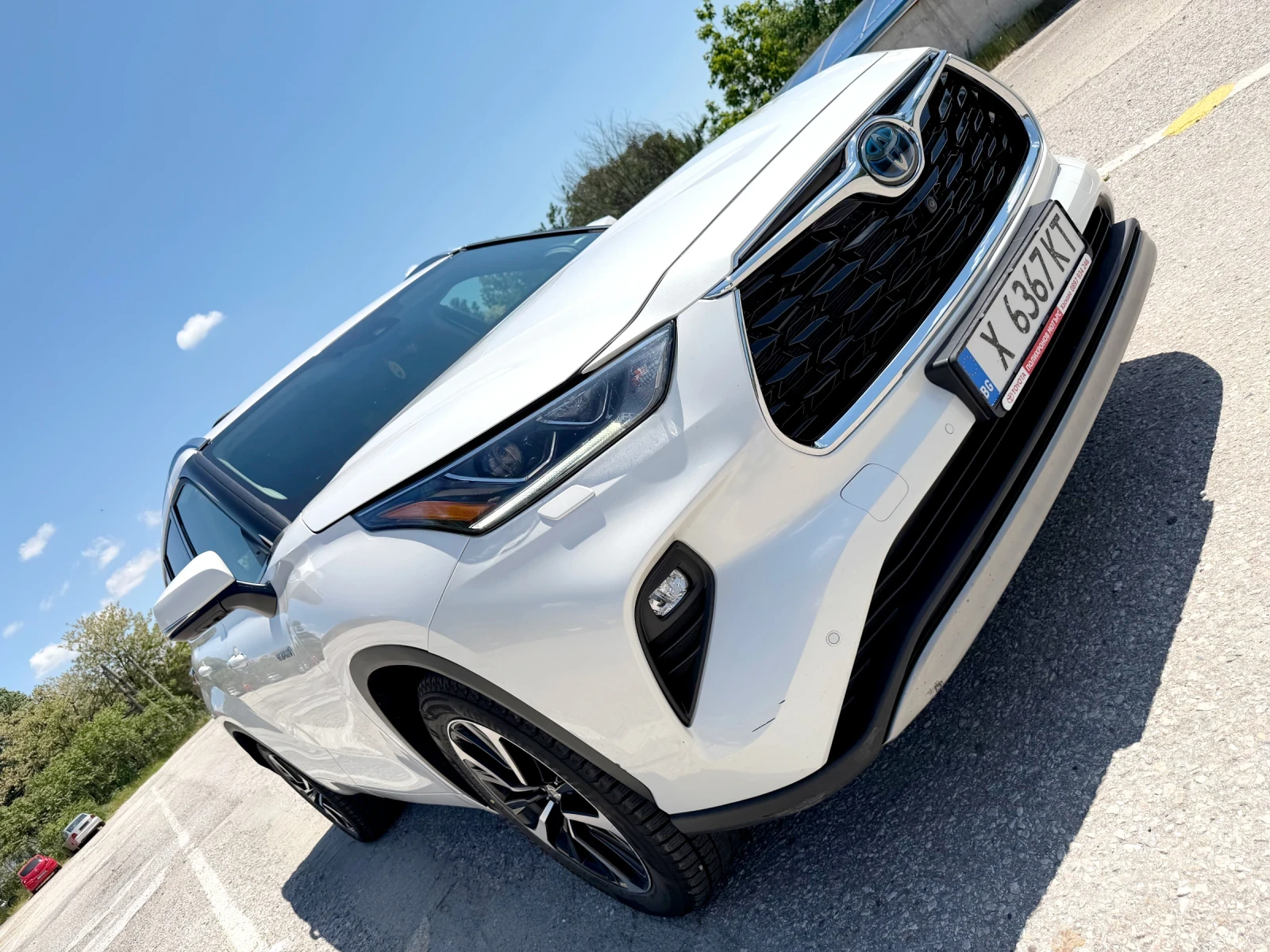 Toyota Highlander 2.5 Hybrid AWD-i Luxury
