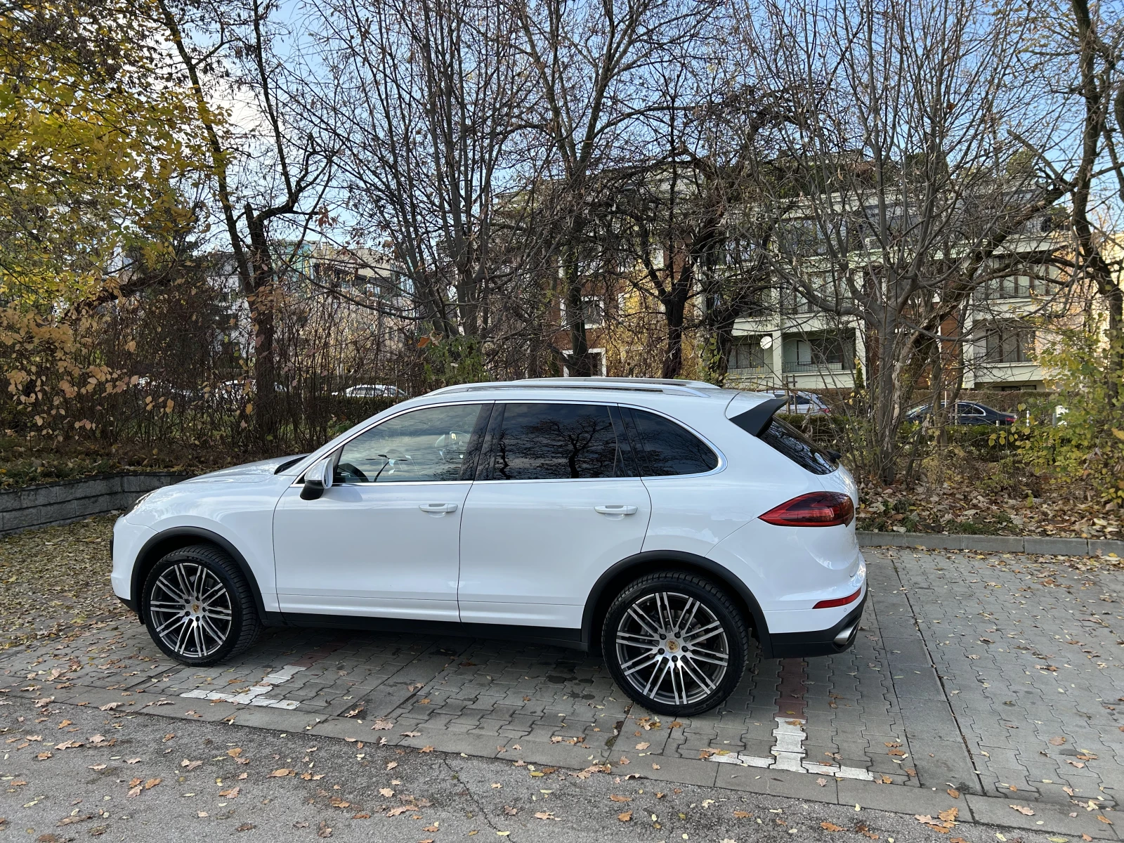 Porsche Cayenne Първи собственик!, снимка 2 - Автомобили и джипове - 55554852