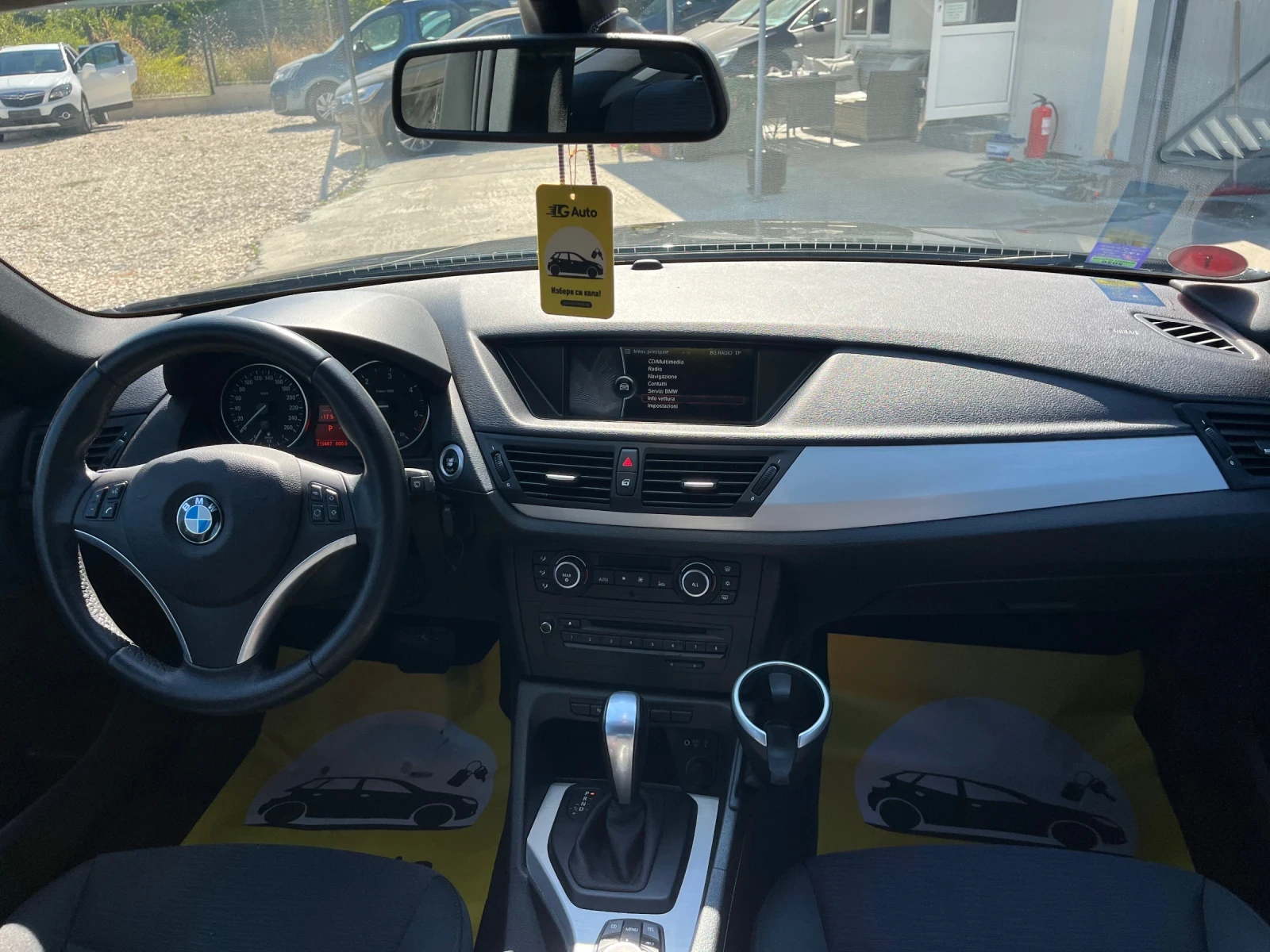BMW X1 2.3 4х4 нави, снимка 10 - Автомобили и джипове - 55670843