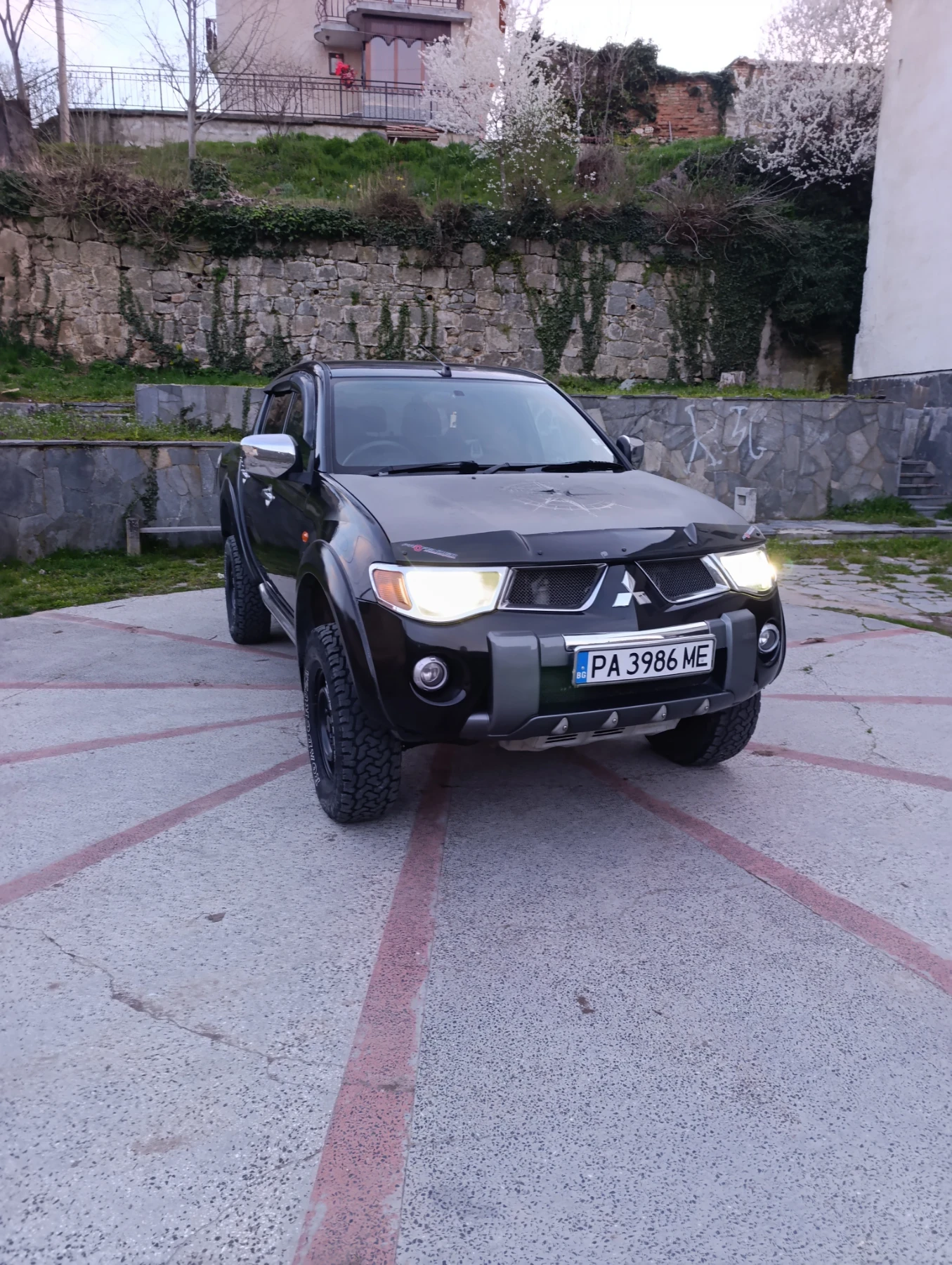 Mitsubishi L200, снимка 2 - Автомобили и джипове - 55873651