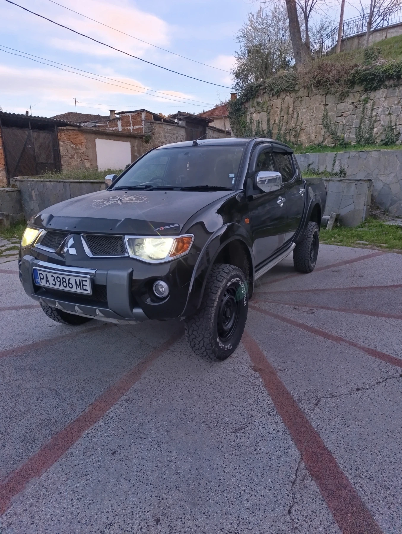 Mitsubishi L200, снимка 3 - Автомобили и джипове - 55873651