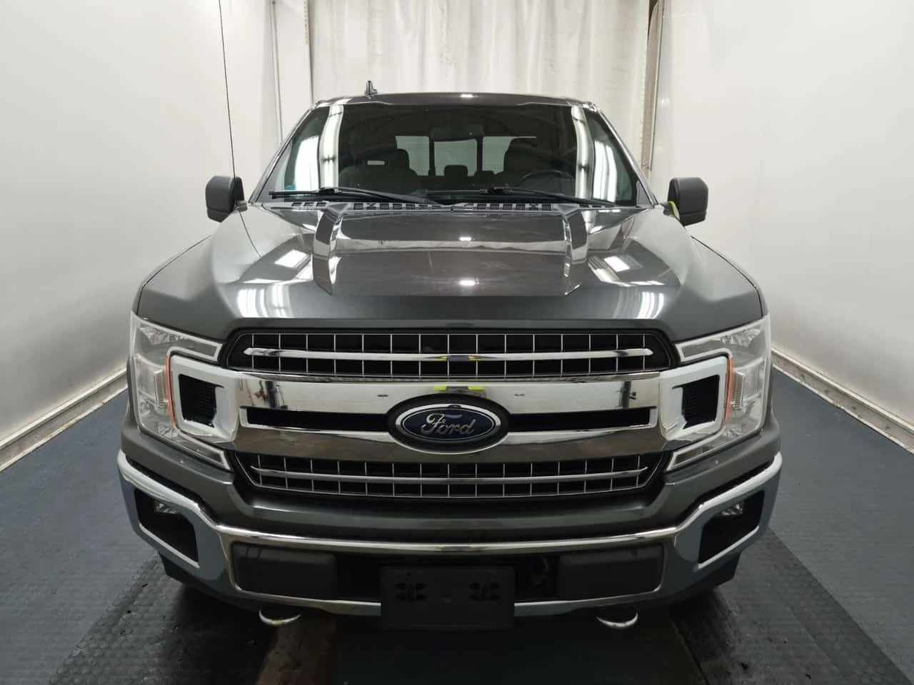 Ford F150 * KEYLESS * ЗАДНА КАМЕРА * , снимка 2 - Автомобили и джипове - 56324417