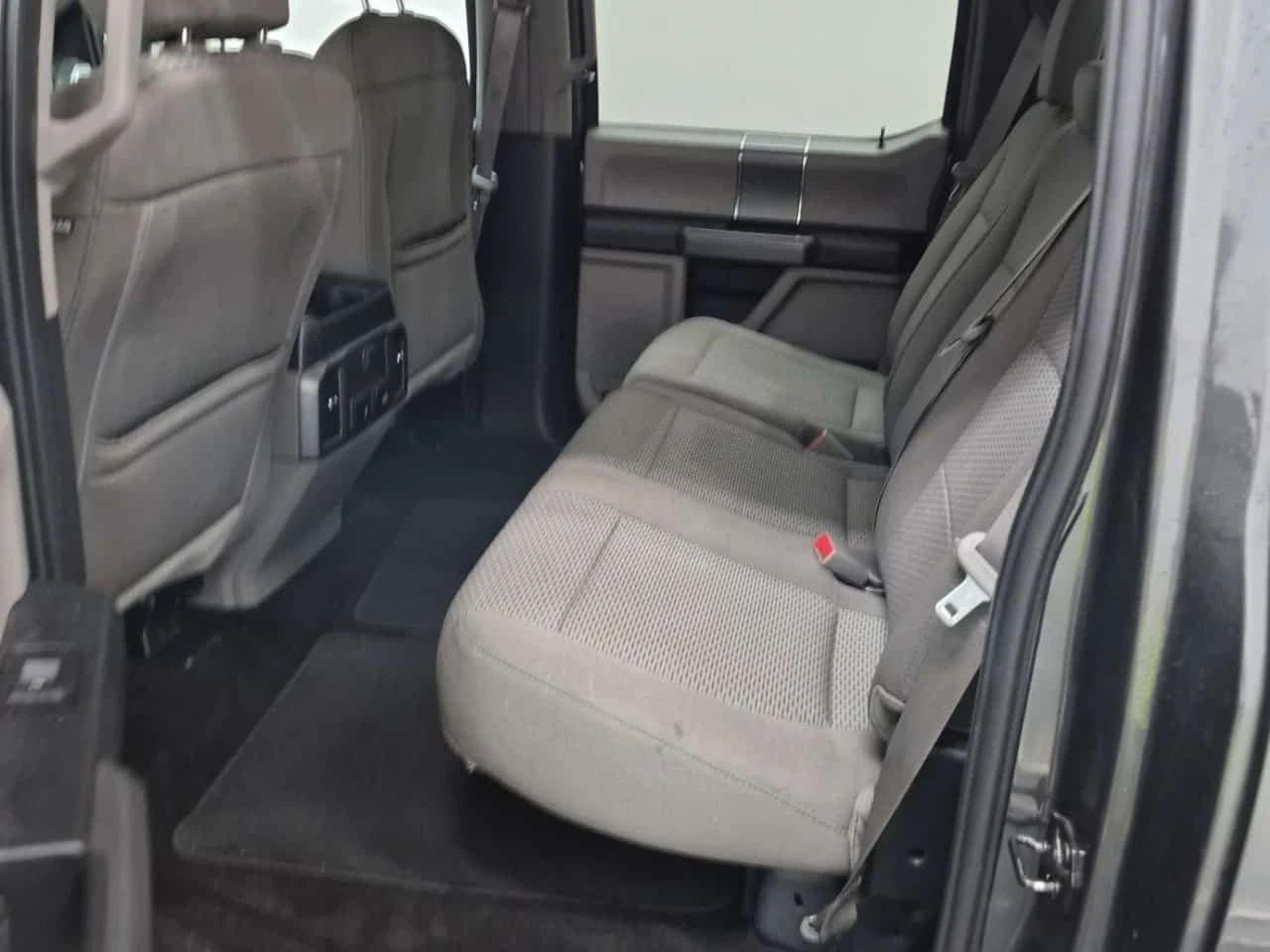 Ford F150 * KEYLESS * ЗАДНА КАМЕРА * , снимка 13 - Автомобили и джипове - 56324417