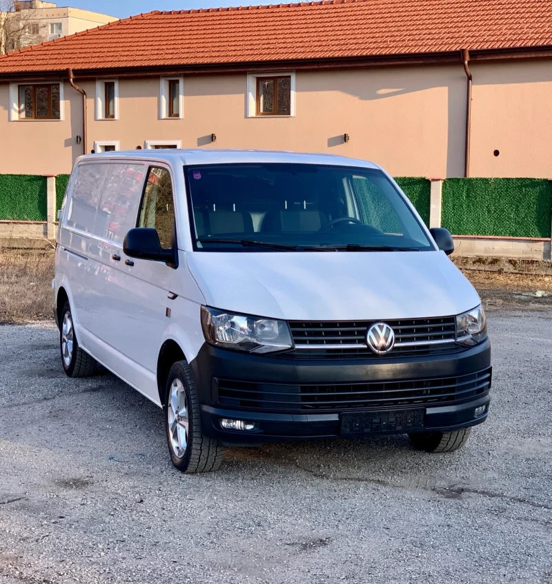 VW T6 2019г* EU6* MAXII БАЗА* ДВОЕН КЛИМАТИК* 17 ДЖАНТИ, снимка 9 - Бусове и автобуси - 49513942