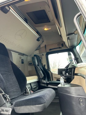 Mercedes-Benz Actros Actros Mega 1842, снимка 11
