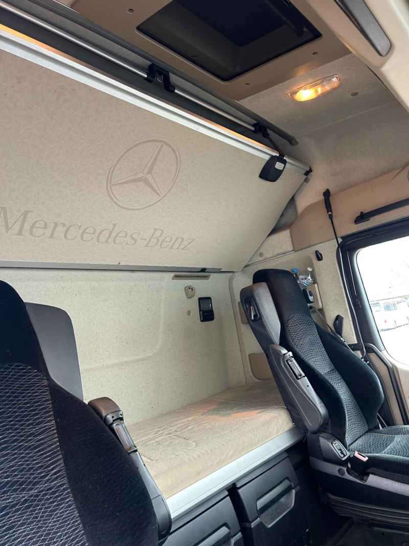 Mercedes-Benz Actros Actros Mega 1842, снимка 12 - Камиони - 52882542