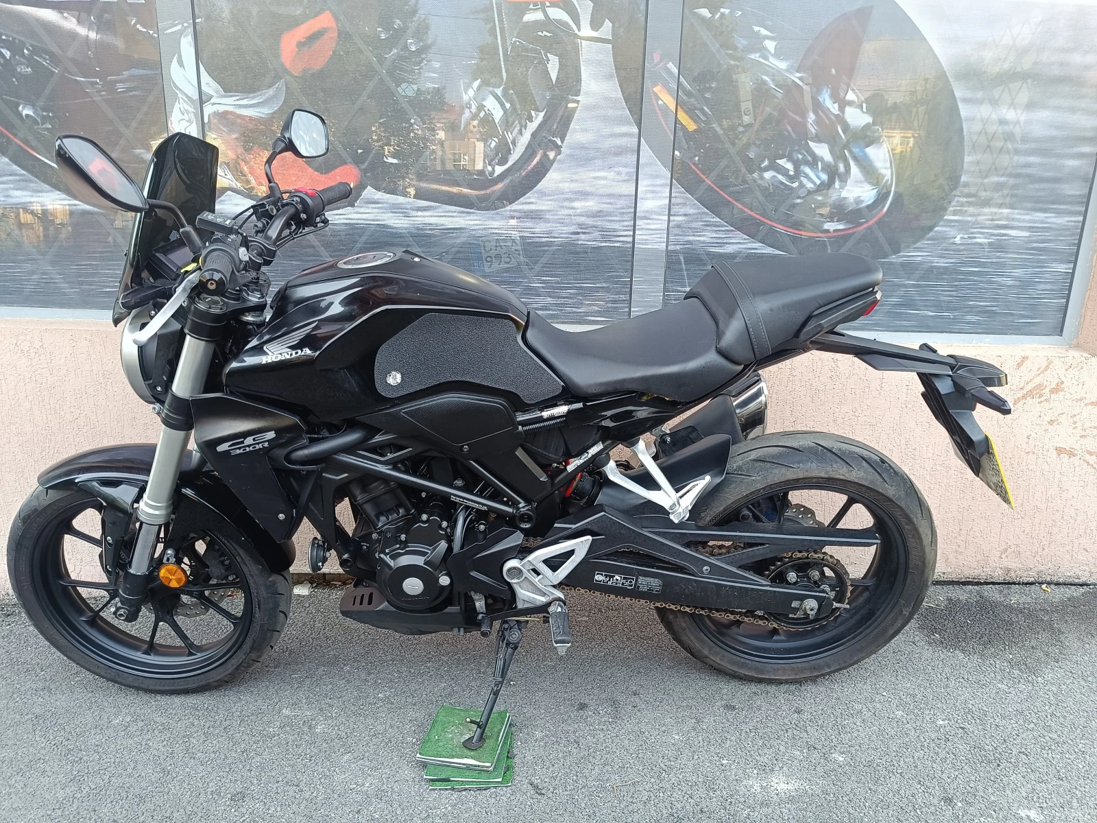 Honda Cb 300R ABS LED, снимка 10 - Мотоциклети и мототехника - 55231090