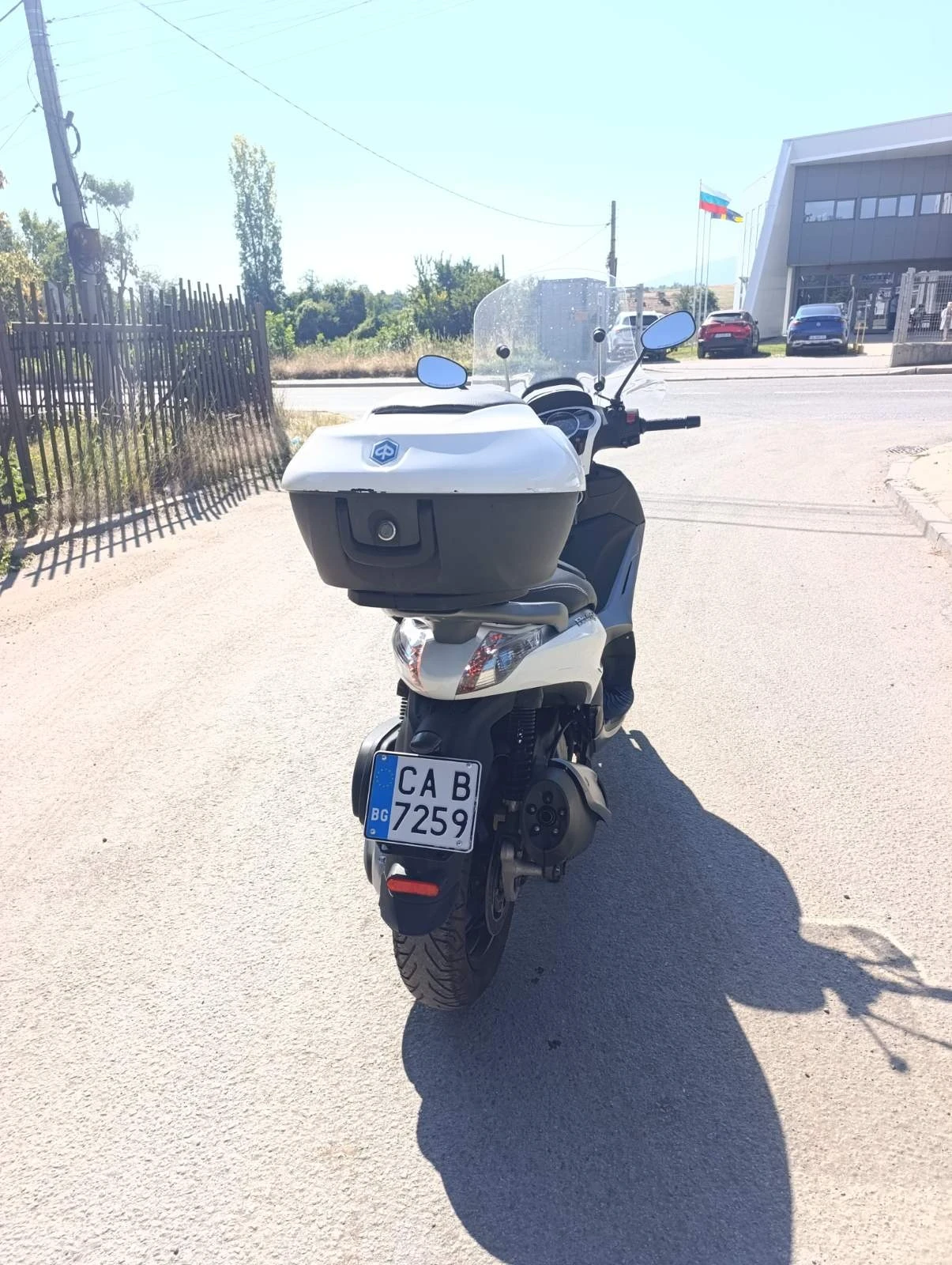 Piaggio Beverly 350, снимка 4 - Мотоциклети и мототехника - 55537573