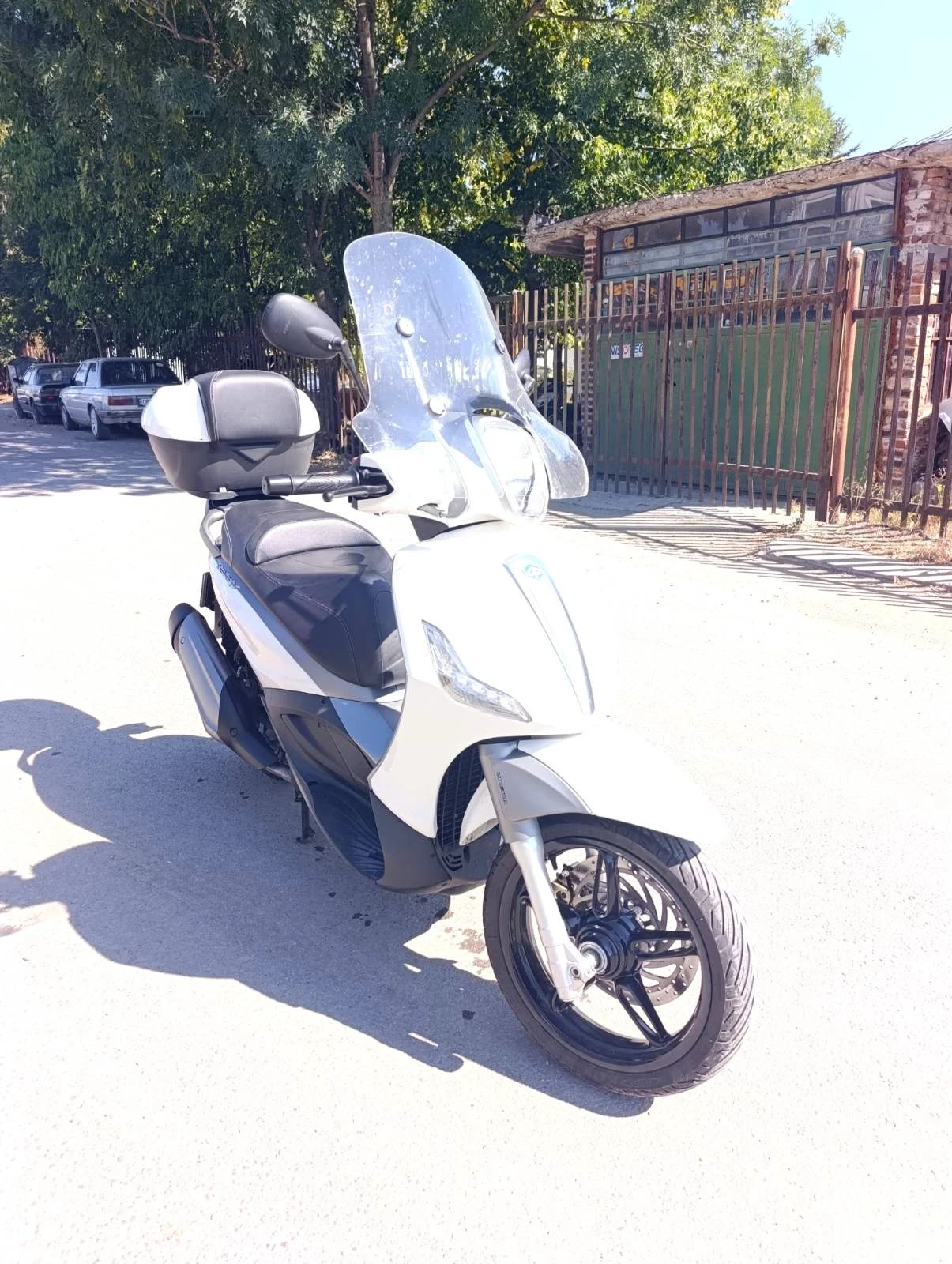 Piaggio Beverly 350