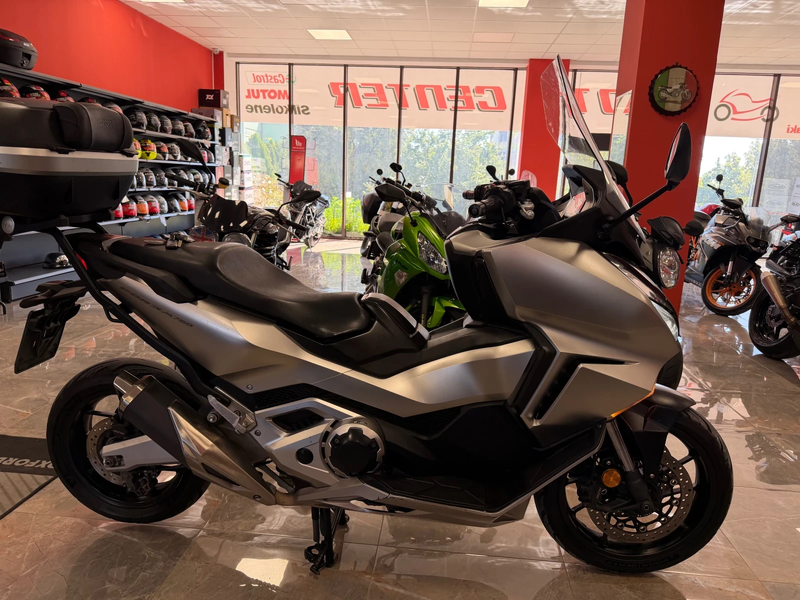 Honda Forza 750IE ABS TCS, снимка 4 - Мотоциклети и мототехника - 55852162