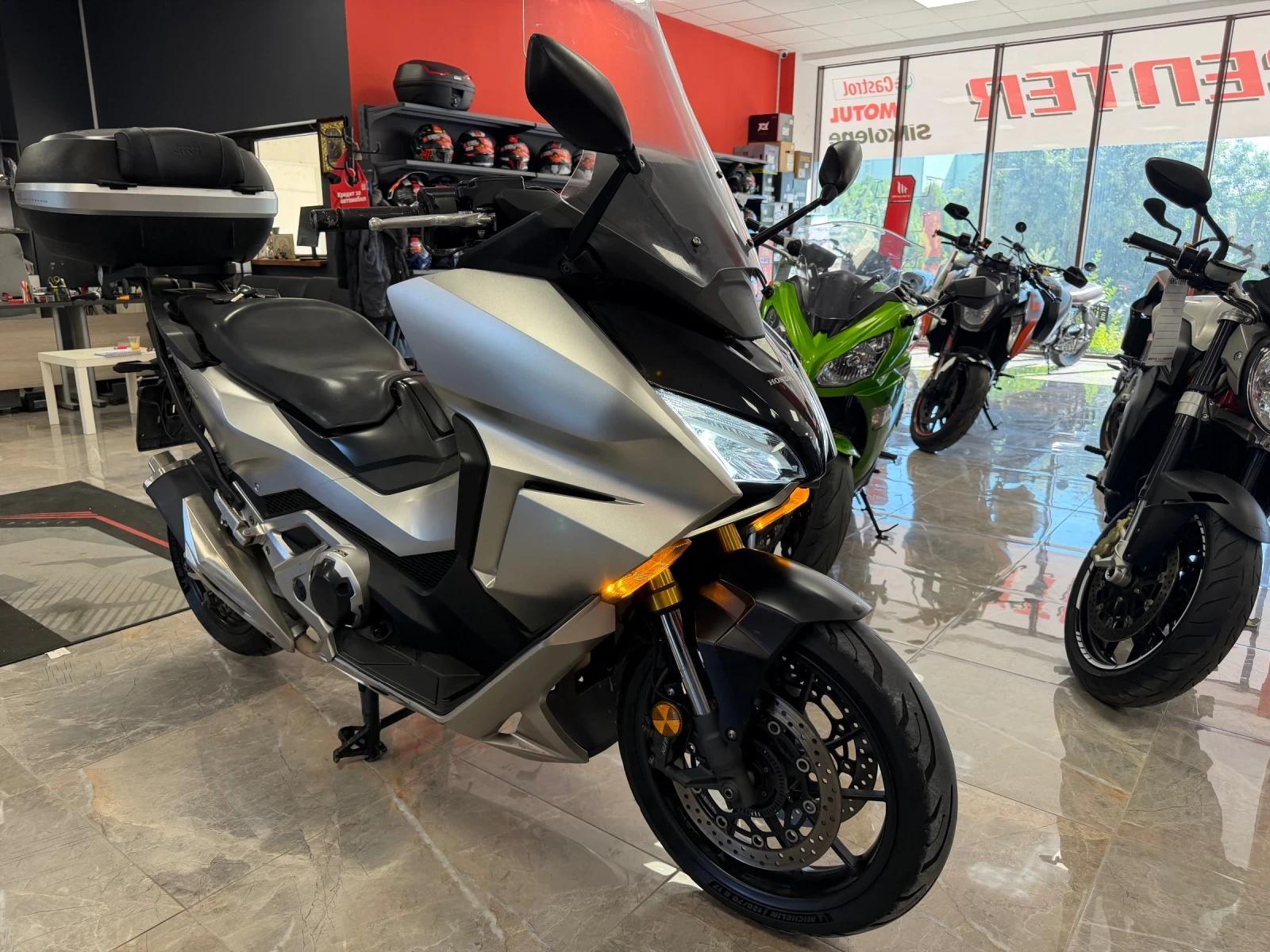 Honda Forza 750IE ABS TCS, снимка 3 - Мотоциклети и мототехника - 55852162