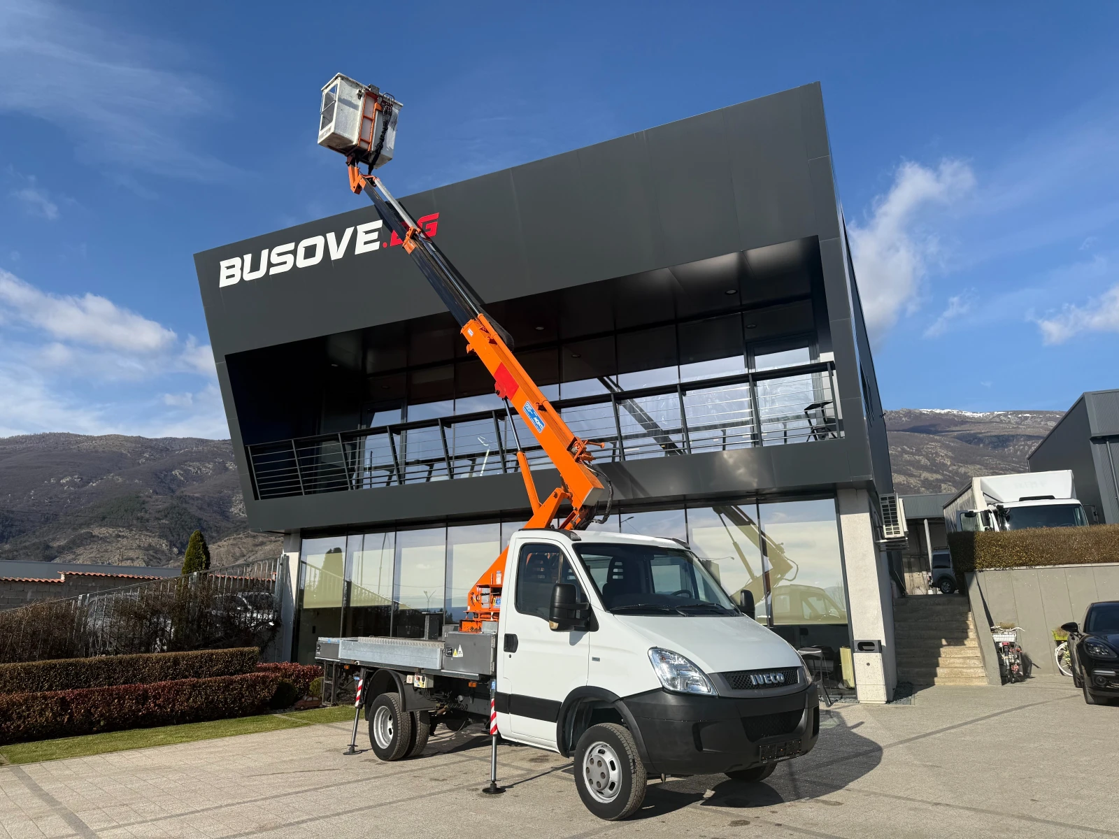 Автовишка Iveco Daily 35C13 до 3.5т. 