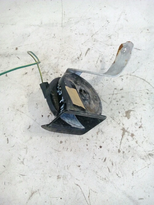 Клаксон Мазда 2