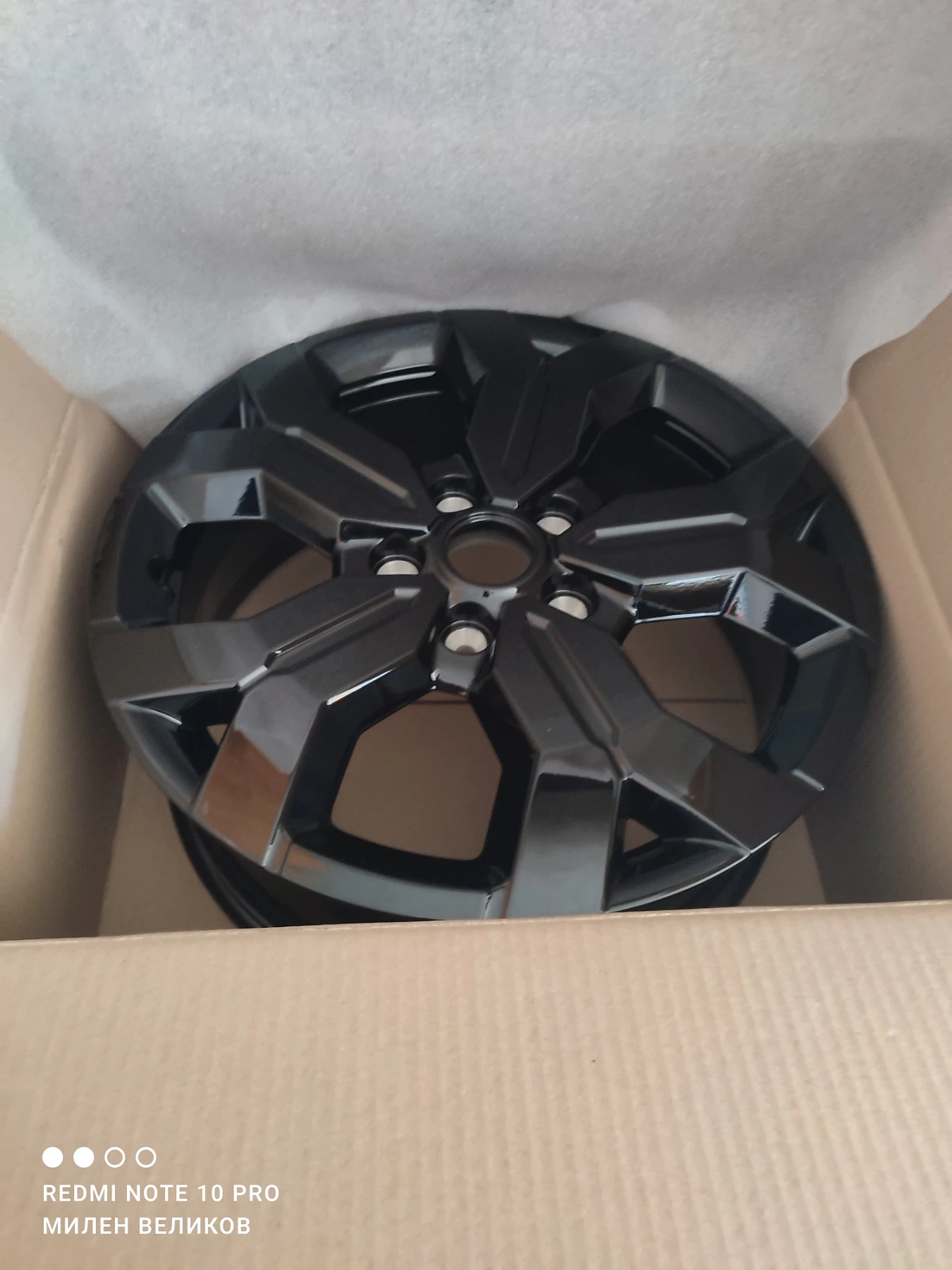 Гуми с джанти Bridgestone 215/60R17, снимка 2 - Гуми и джанти - 55902981