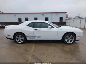 Dodge Challenger 3.6l Sxt, снимка 13